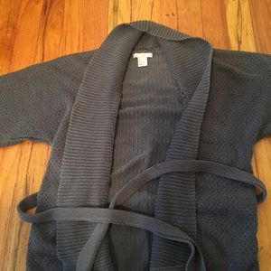 H&M sweater Like new Asian inspired